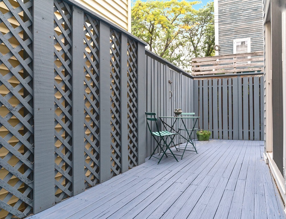 32 Winthrop Street Boston, MA 02129 - Photo 22 of 28