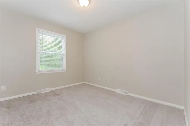 $1,970 | 415 West Cambridge Road, Belton, MO 64012