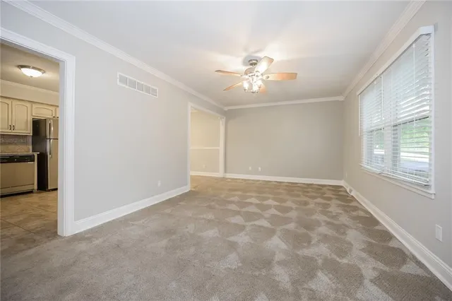 $1,970 | 415 West Cambridge Road, Belton, MO 64012