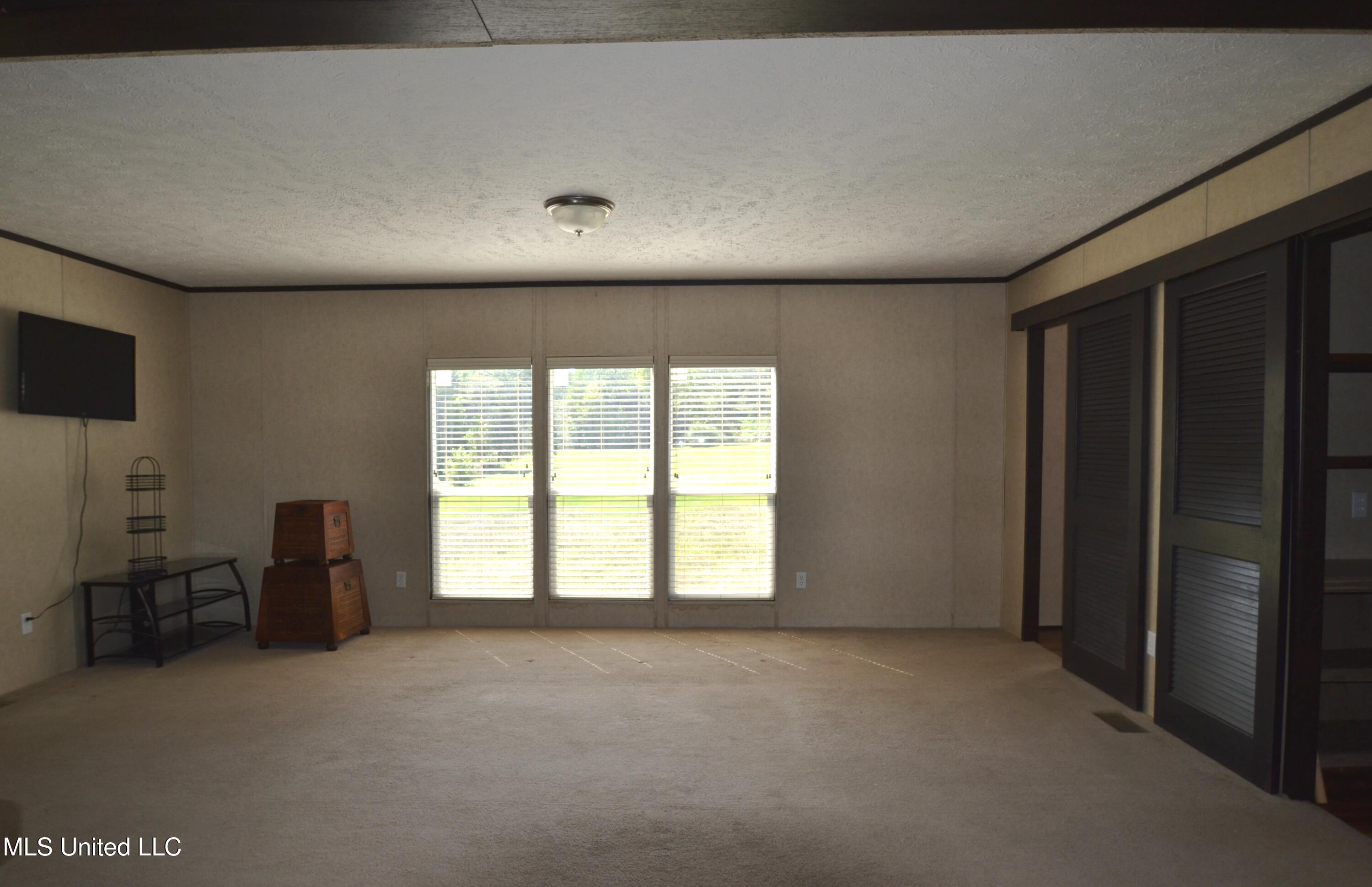 2733 B Wheeler Road Hernando, MS 38632 - Photo 9 of 27 Great Room