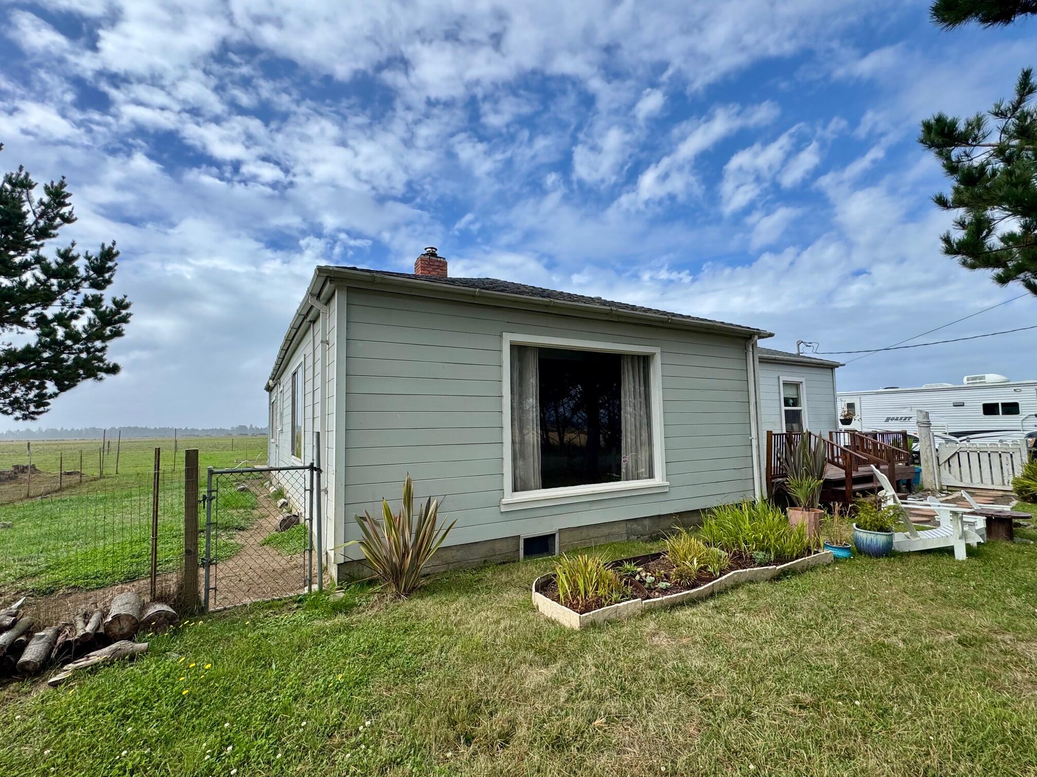 2474 Seidel Road Arcata, CA 95521 - Photo 5 of 59 IMG_3414