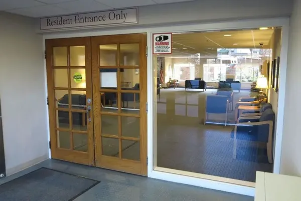 $1,152 | 3100 Devonshire Road, Cleveland, OH 44109