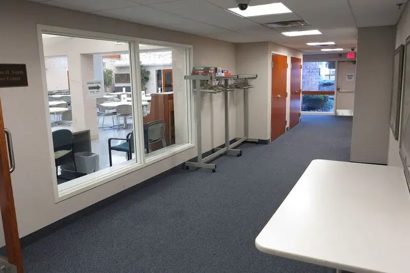 3100 Devonshire Road Cleveland, OH 44109 - Photo 8 of 11