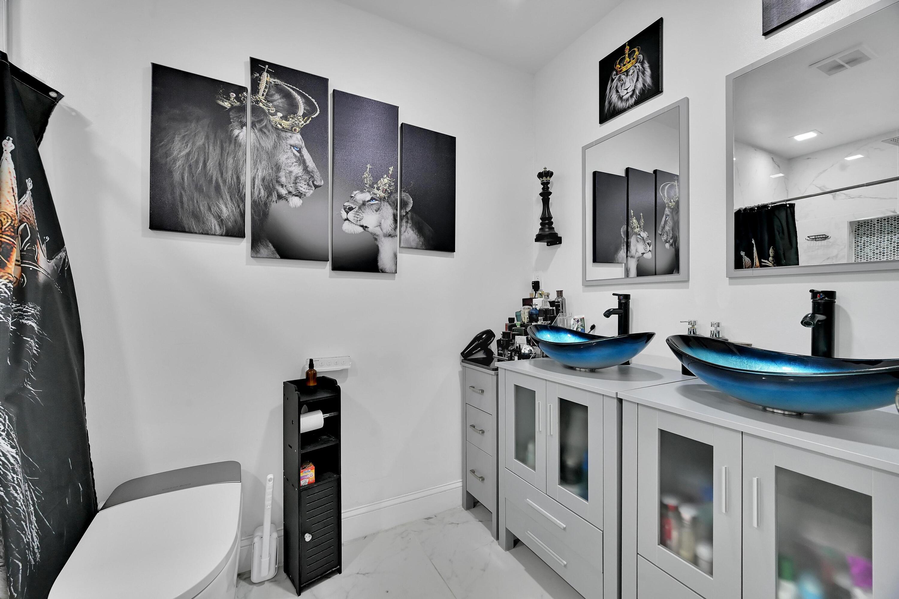 2404 Dade Road Fort Pierce, FL 34982 - Photo 18 of 61 OWNERS SUITE BATH