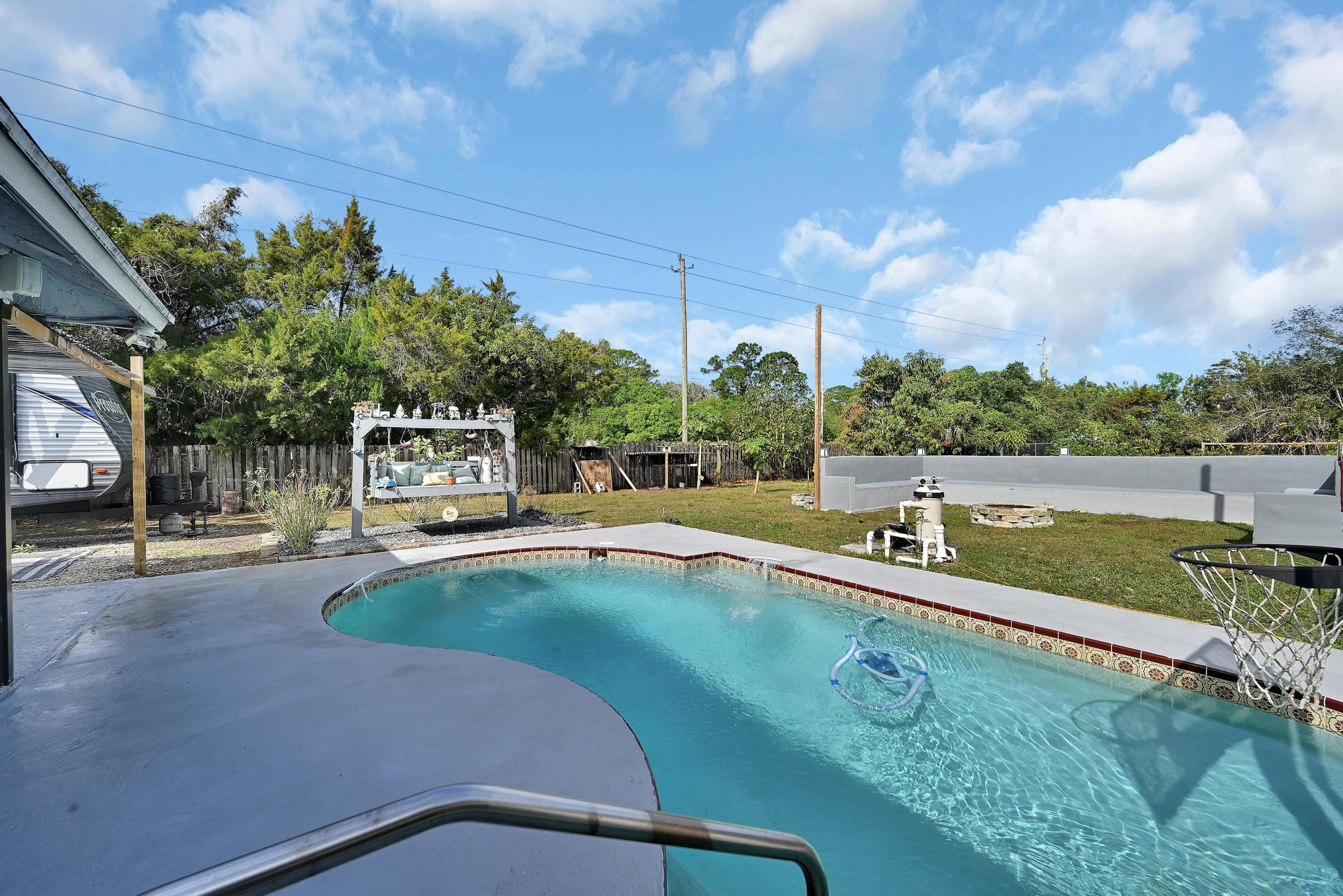 2404 Dade Road Fort Pierce, FL 34982 - Photo 31 of 61 POOL