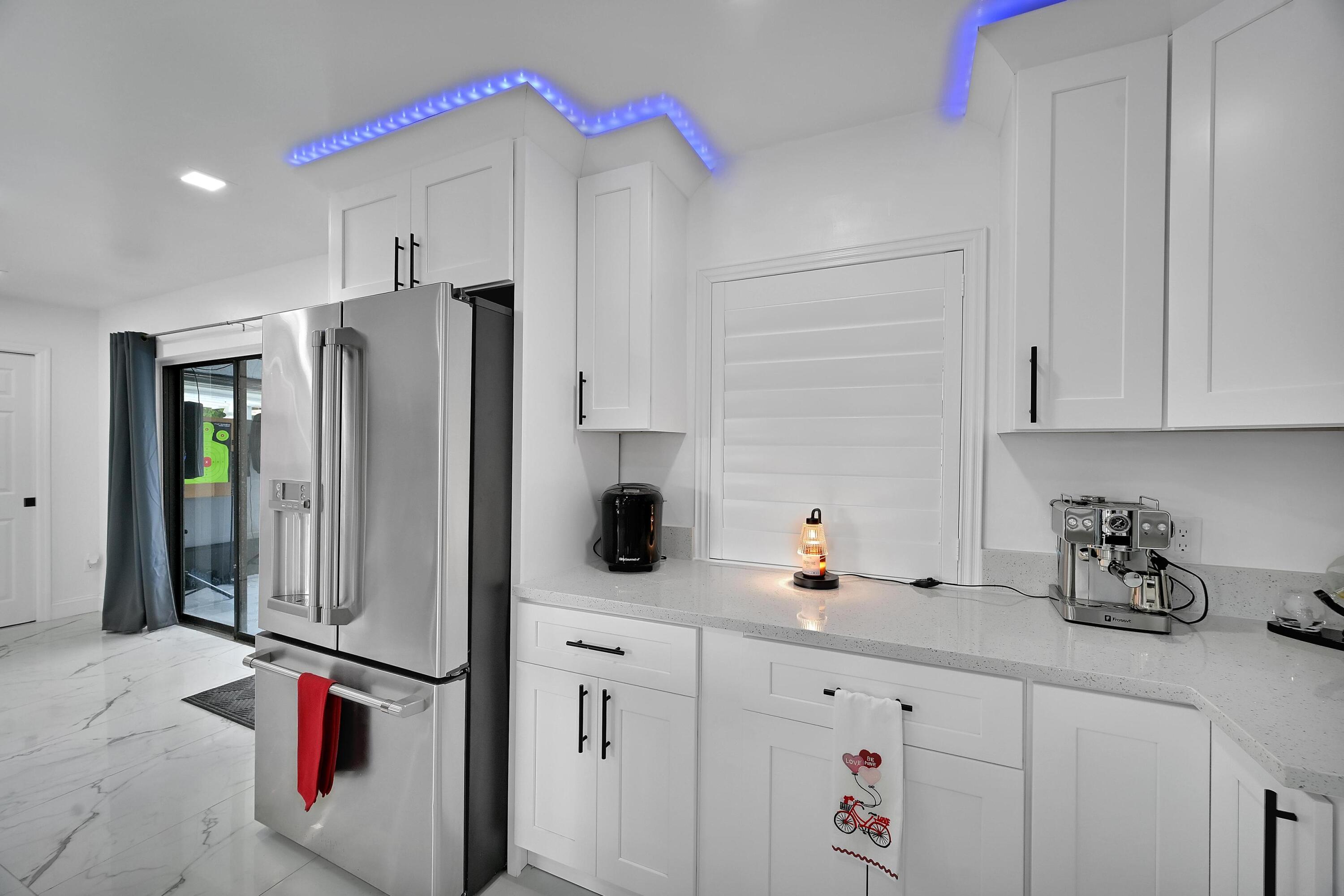 2404 Dade Road Fort Pierce, FL 34982 - Photo 8 of 61 KITCHEN