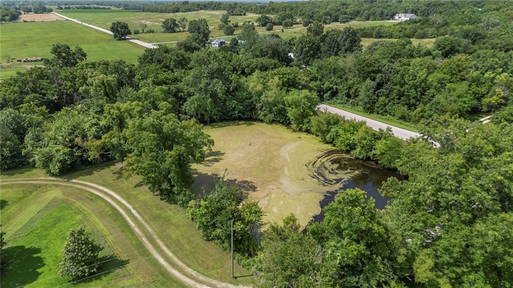 33155 Block Road Paola, KS 66071 - Photo 38 of 51