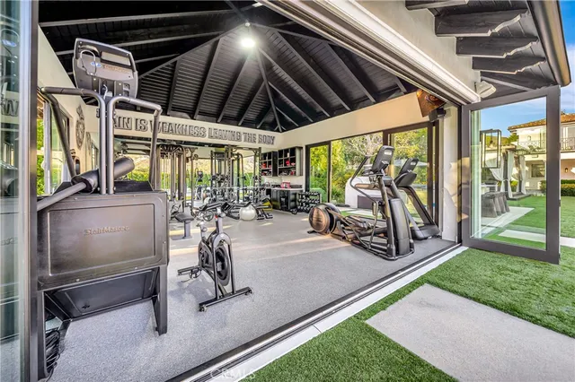 $44,500 | 2037 Delphine Lane, Calabasas, CA 91302