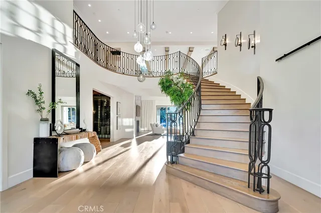 $44,500 | 2037 Delphine Lane, Calabasas, CA 91302