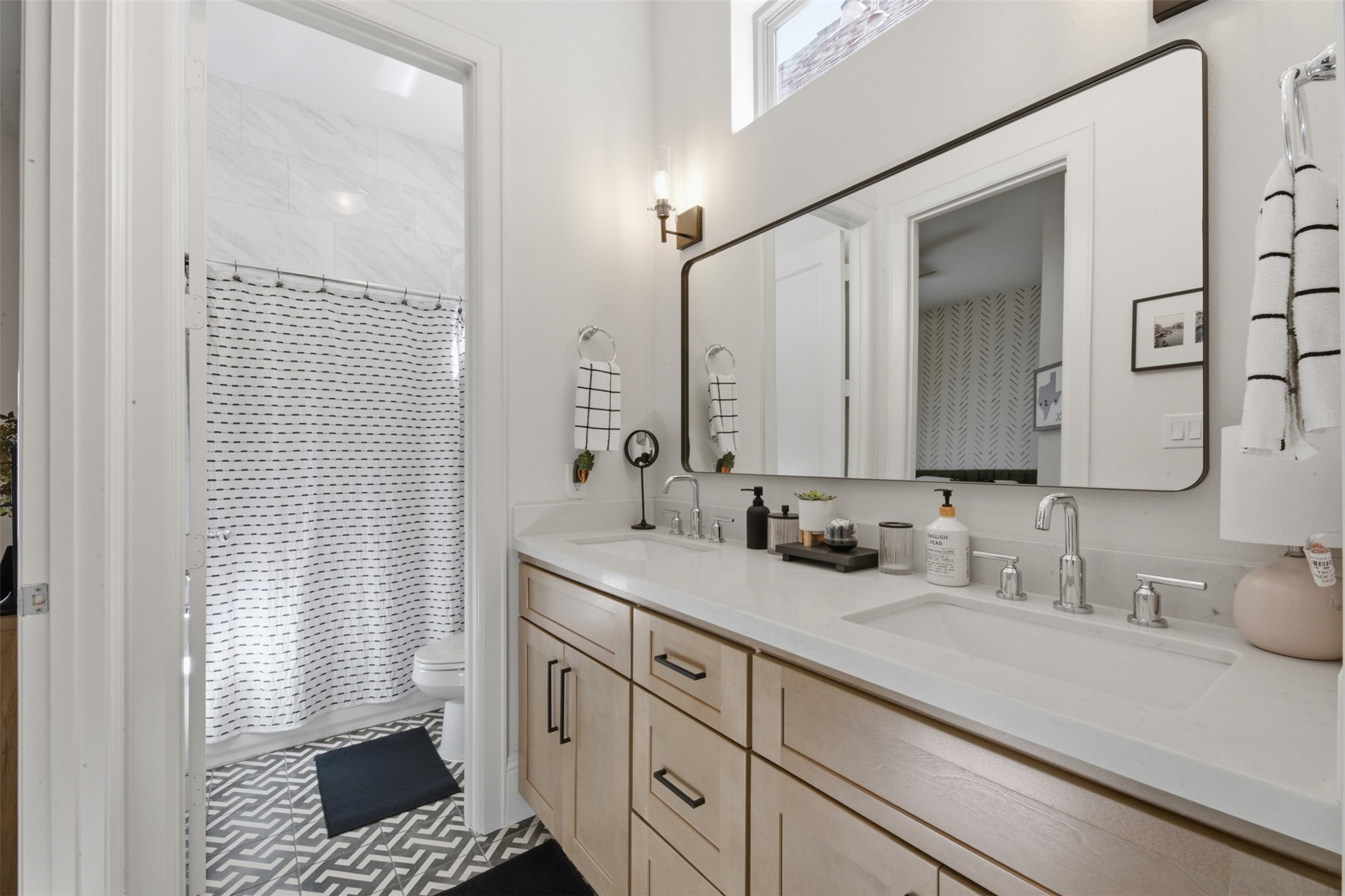 1908 West 25th Street Houston, TX 77008 - Photo 30 of 43