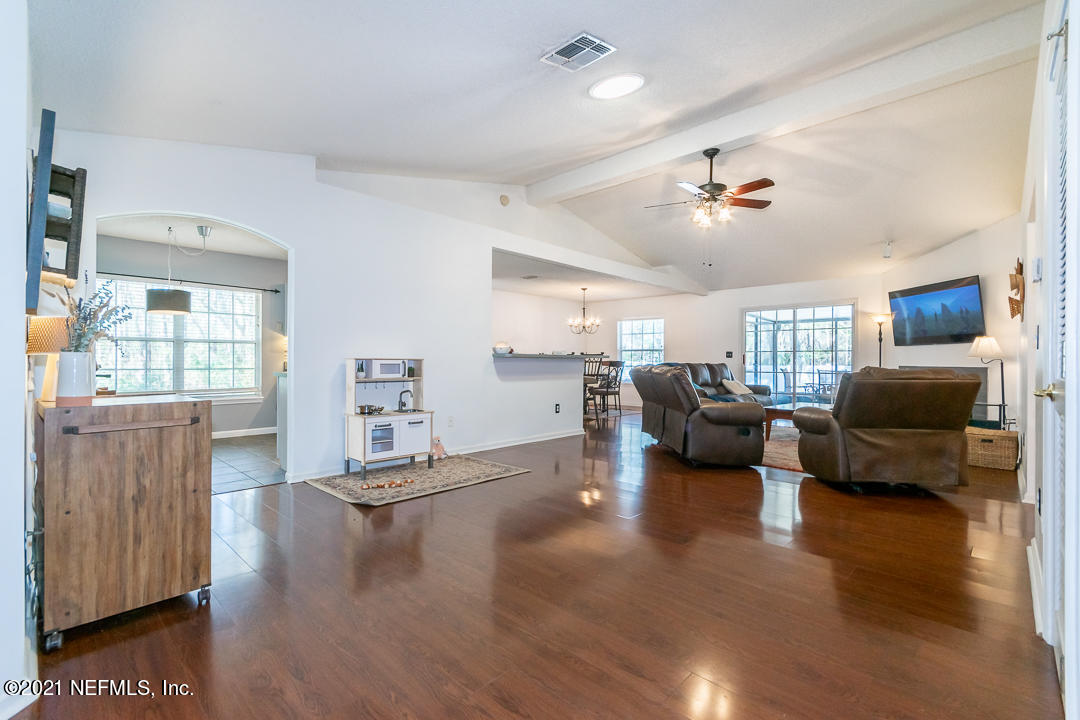 3197 Moose Road Jacksonville, FL 32226 - Photo 5 of 26 Living Room