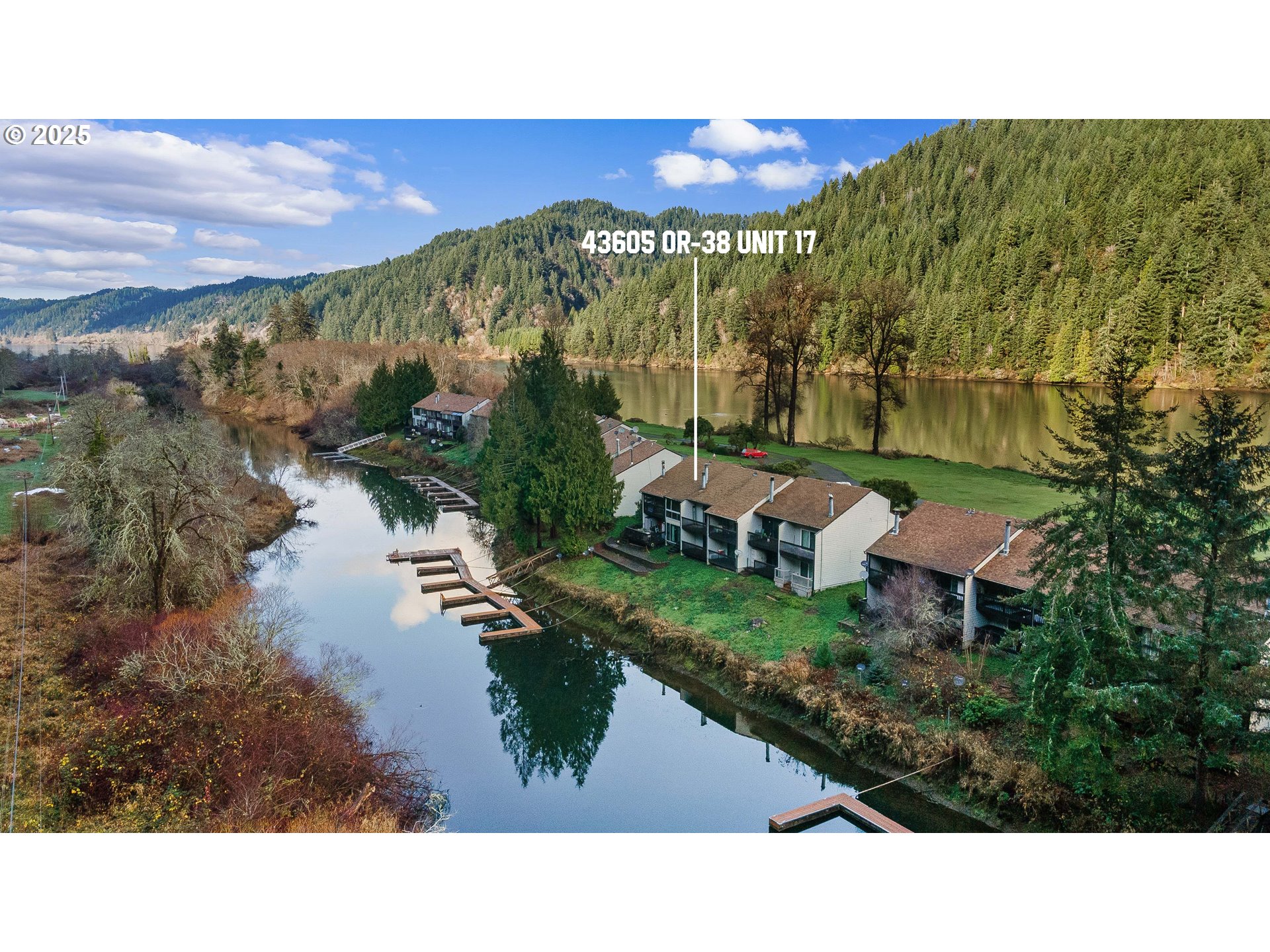 43605 Highway 38, Unit 17 Reedsport, OR 97467 - Photo 4 of 48