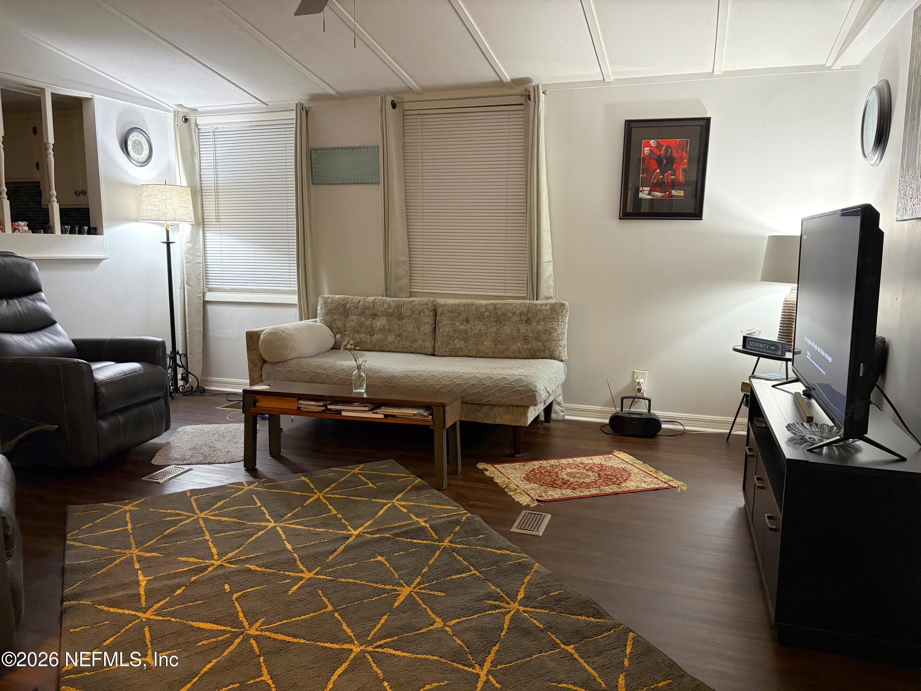 153 Sportsman Road Satsuma, FL 32189 - Photo 6 of 62 IMG_3919