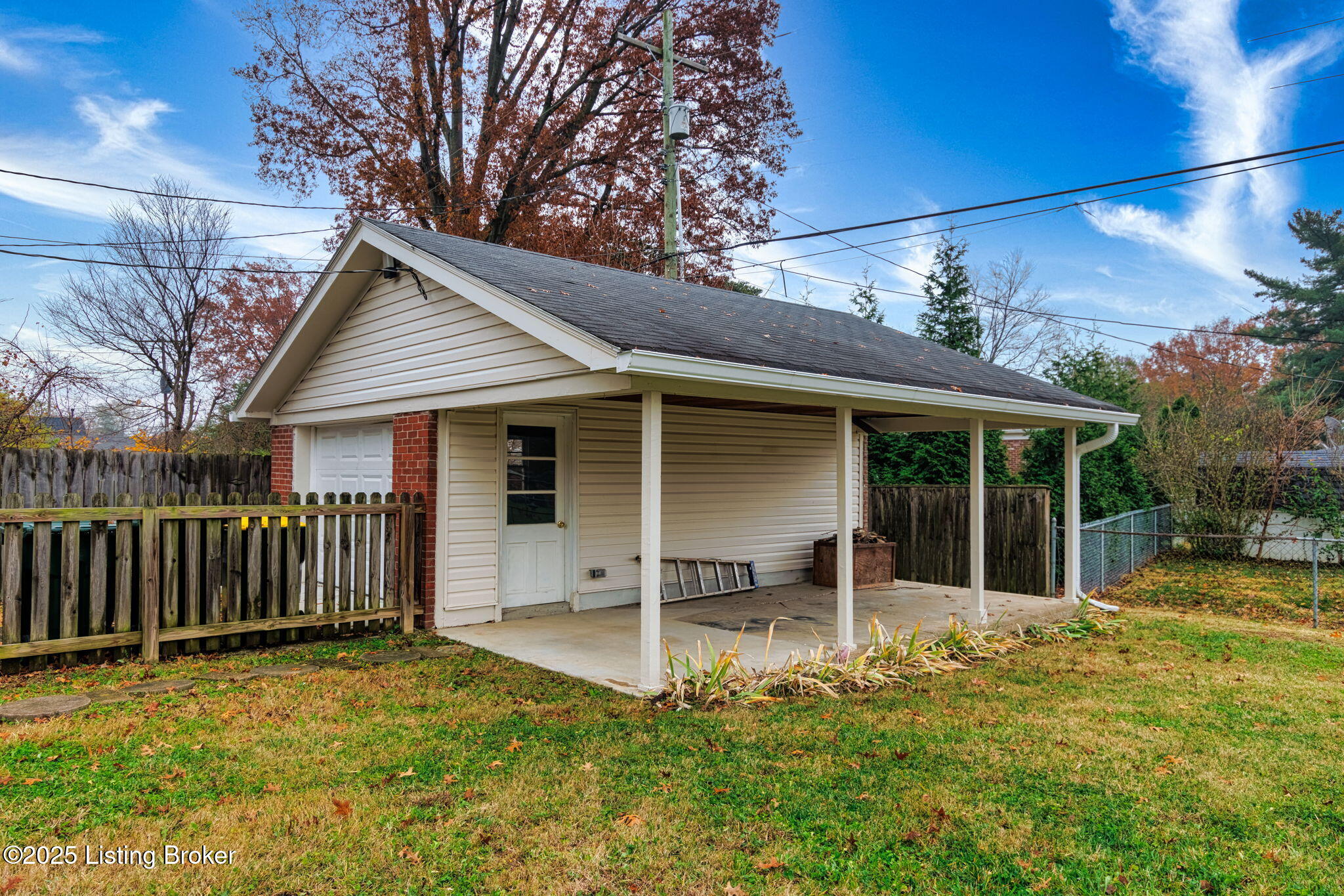 4312 Kinloch Road Louisville, KY 40207 - Photo 31 of 34 55-web-or-mls-696A7083-HDR-Edit