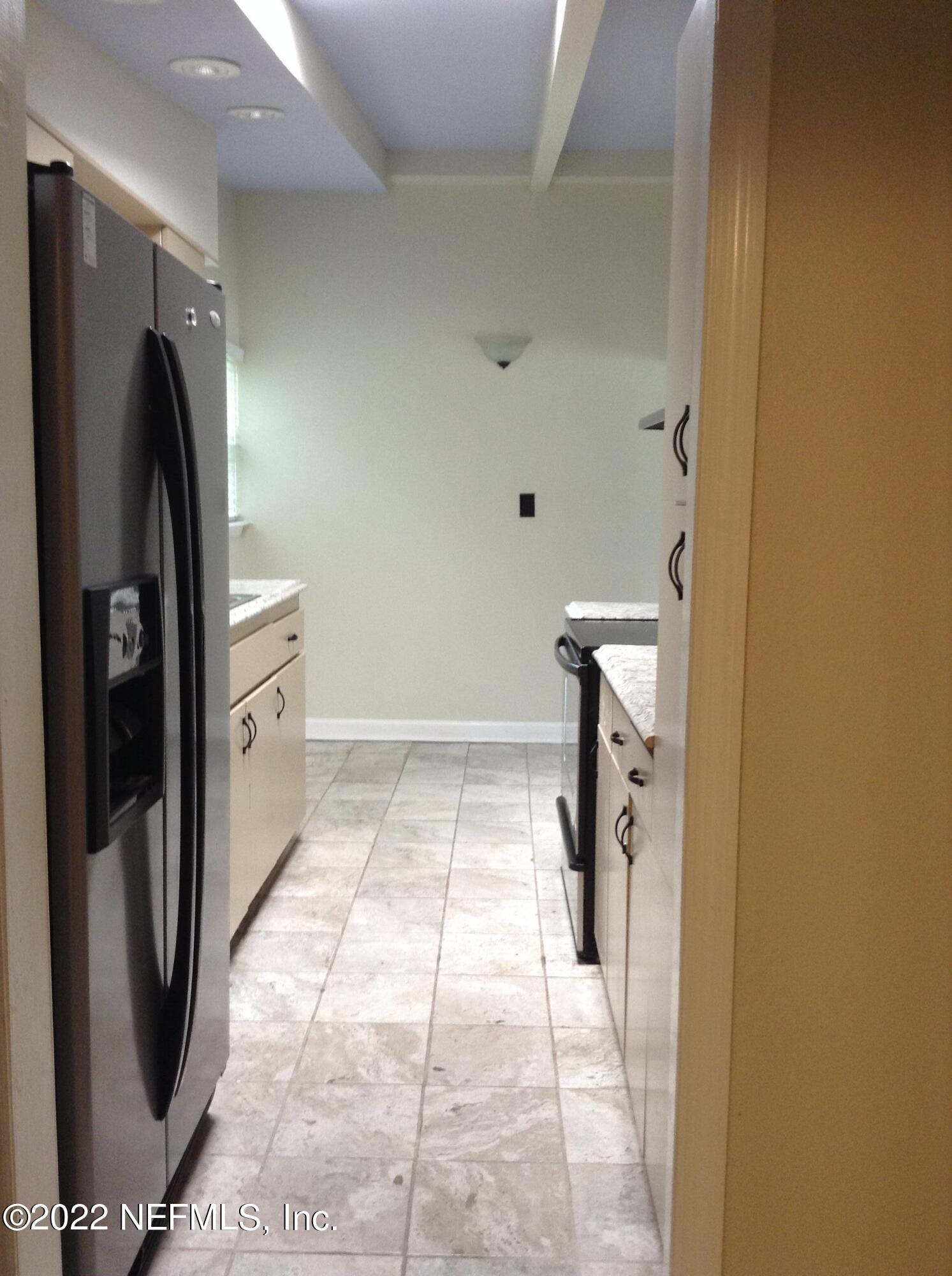 6602 Banbury Road Jacksonville, FL 32211 - Photo 11 of 23 Kitchen4