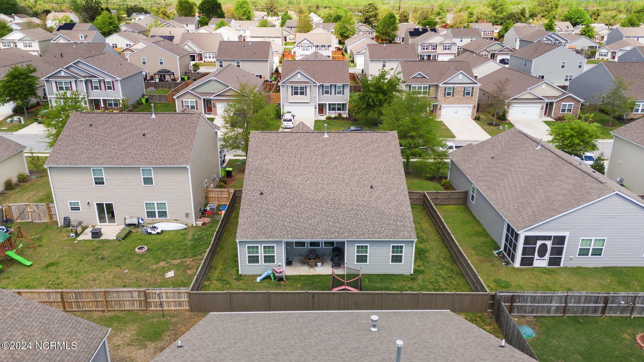 410 Frida Road New Bern, NC 28560 - Photo 40 of 50 6-web-or-mls-DJI_20240412122556_0012_D