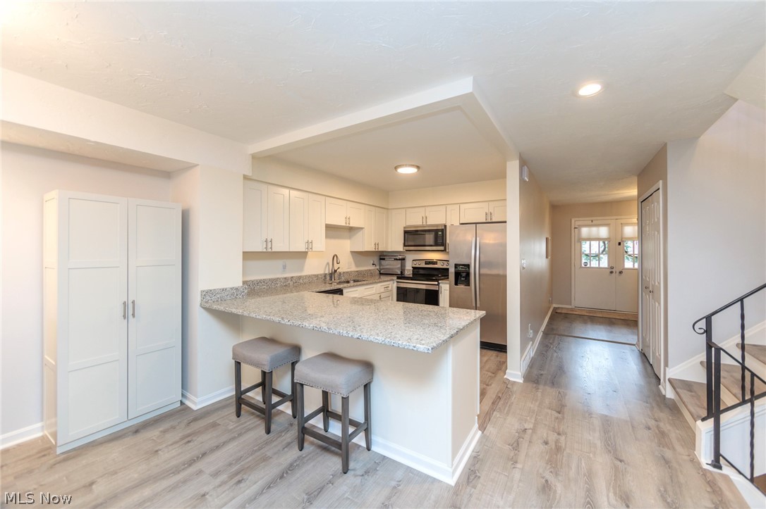 22504 Center Ridge Road, Unit C Rocky River, OH 44116 - Photo 6 of 48 Gallery Image 6