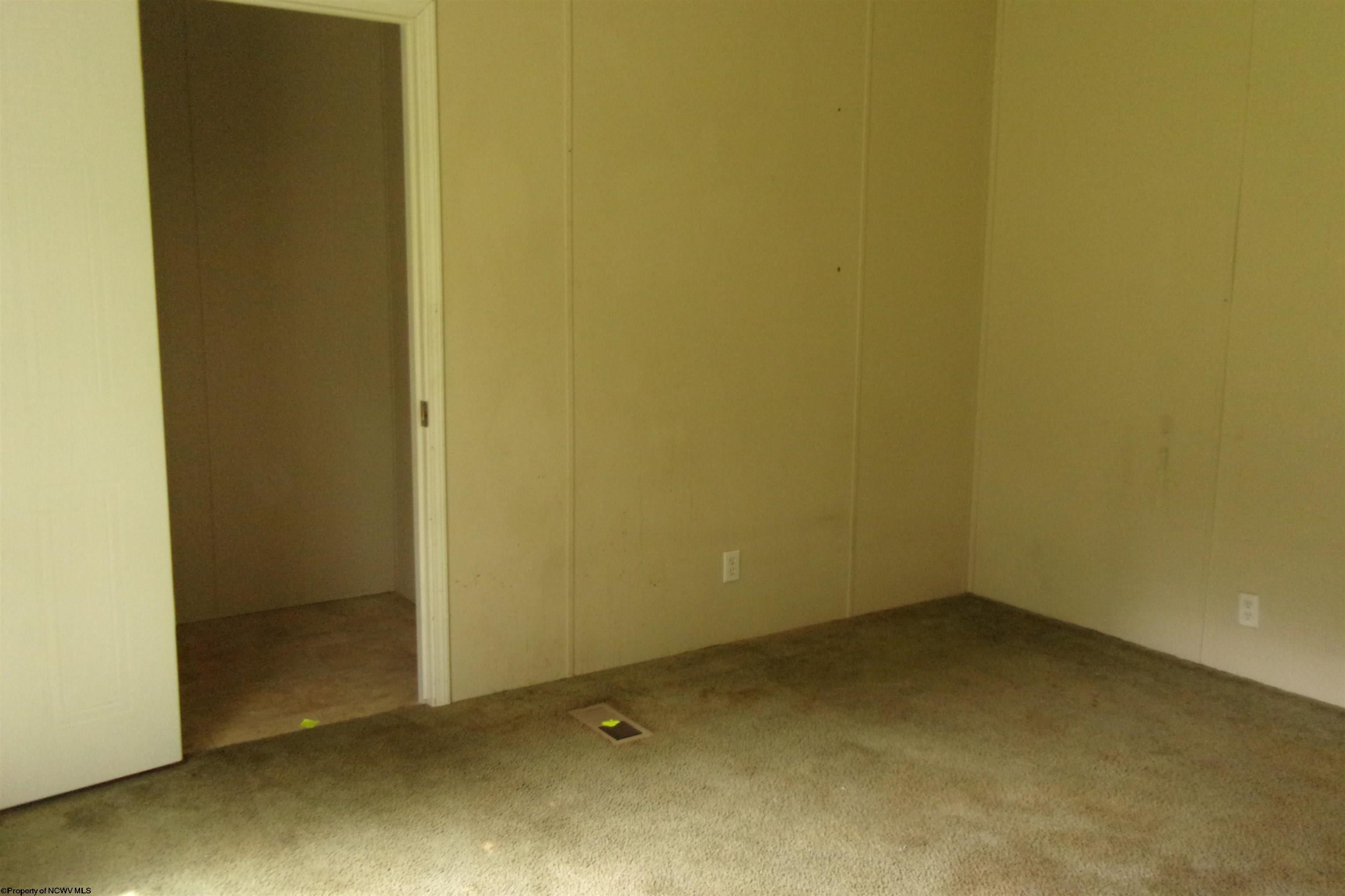 424 Indian Rock Road Reedsville, WV 26547 - Photo 14 of 21 Gallery Image 14