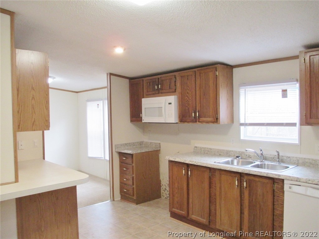 6065 Edwards Road Sanford, NC 27332 - Photo 8 of 21 Gallery Image 8