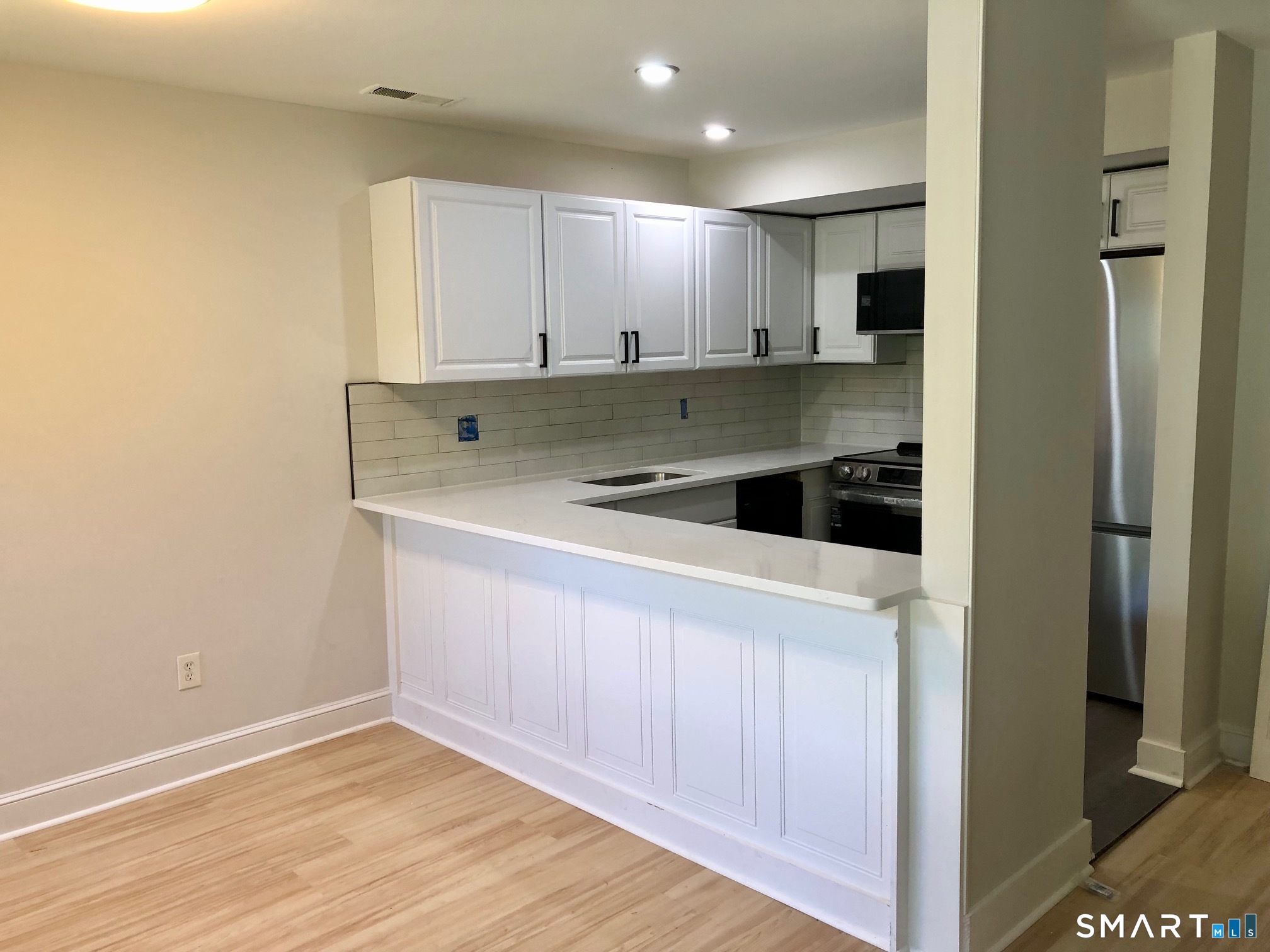 229 Bacon Pond Road, Unit 312 Woodbury, CT 06798 - Photo 1 of 4
