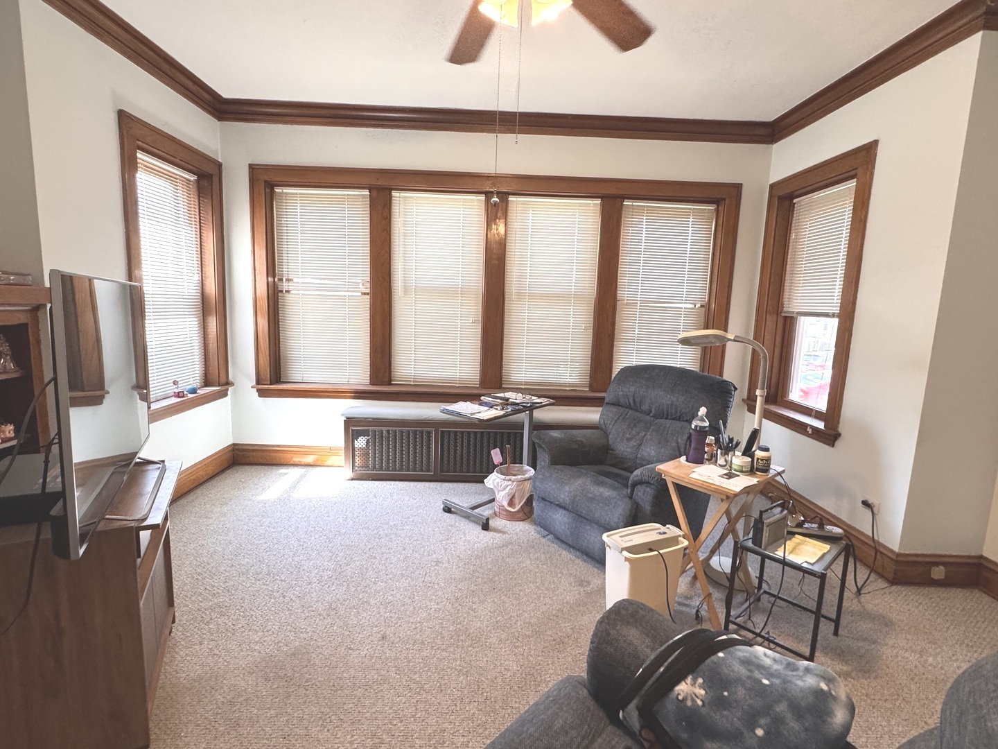 4615 North Keystone Avenue Chicago, IL 60630 - Photo 11 of 38