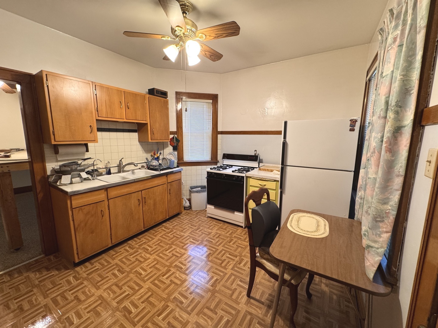 4615 North Keystone Avenue Chicago, IL 60630 - Photo 17 of 38