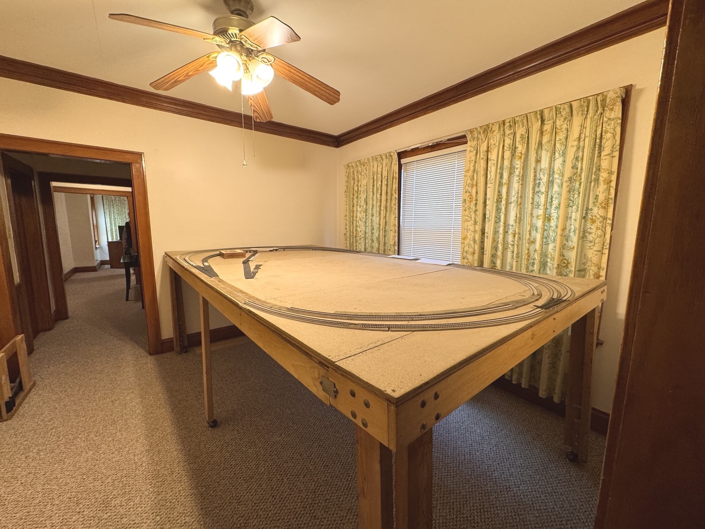 4615 North Keystone Avenue Chicago, IL 60630 - Photo 20 of 38