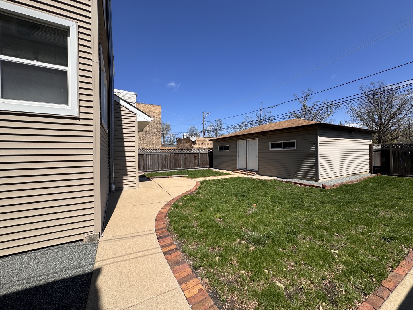 4615 North Keystone Avenue Chicago, IL 60630 - Photo 35 of 38