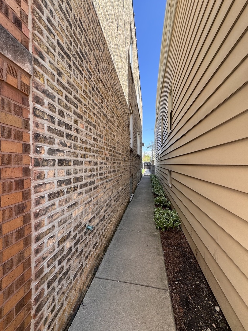 4615 North Keystone Avenue Chicago, IL 60630 - Photo 38 of 38