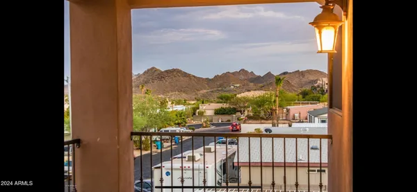 $619,000 | 13032 North 19th Street, Phoenix, AZ 85022