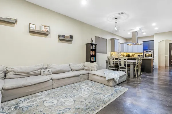 $619,000 | 13032 North 19th Street, Phoenix, AZ 85022