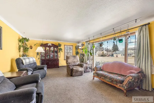 $400,000 | 325 West 1st South, Rigby, ID 83442