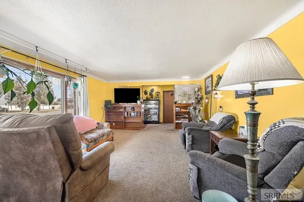 $400,000 | 325 West 1st South, Rigby, ID 83442