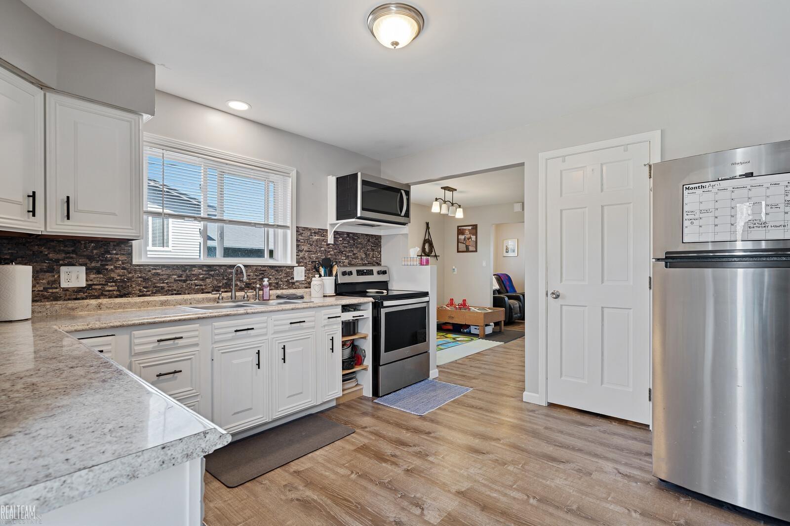 5099 Drayton Road Clarkston, MI 48346 - Photo 10 of 19