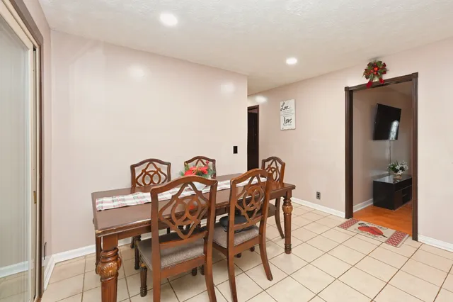 $489,900 | 216 Southburn Drive, Hendersonville, TN 37075