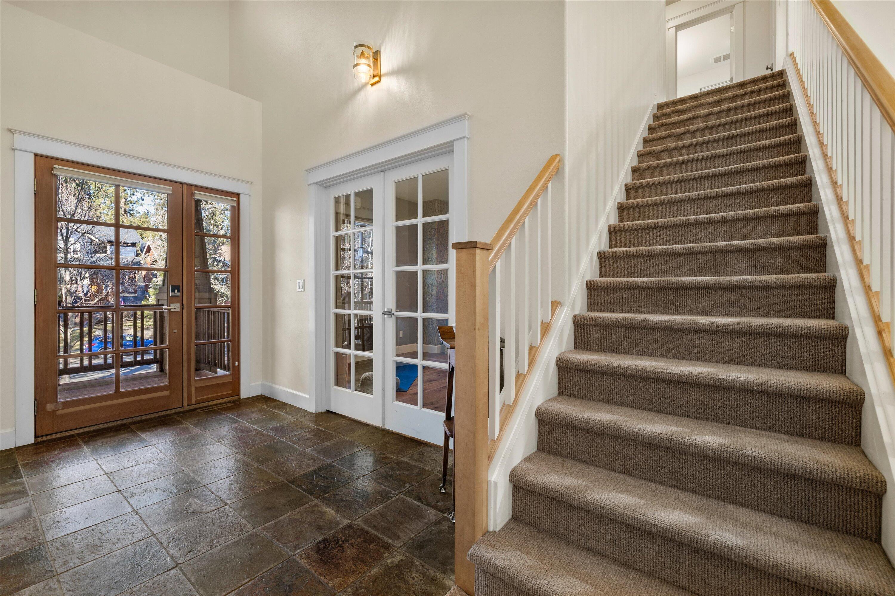 1066 Northwest Stannium Road Bend, OR 97703 - Photo 17 of 46 17-20260205 JILL ROSELL-12