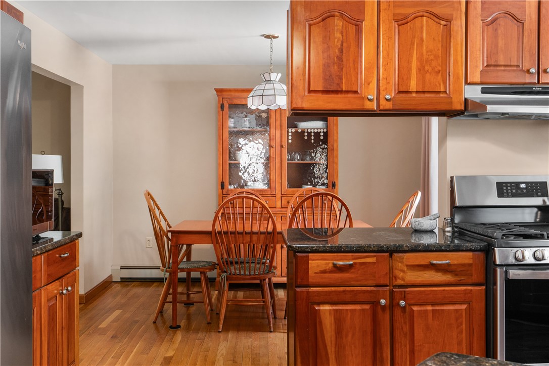 19 Macomber Street Berkley, MA 02779 - Photo 12 of 45