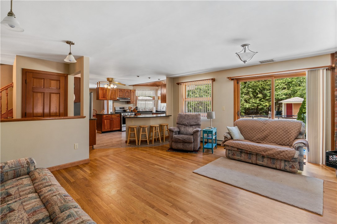 19 Macomber Street Berkley, MA 02779 - Photo 17 of 45