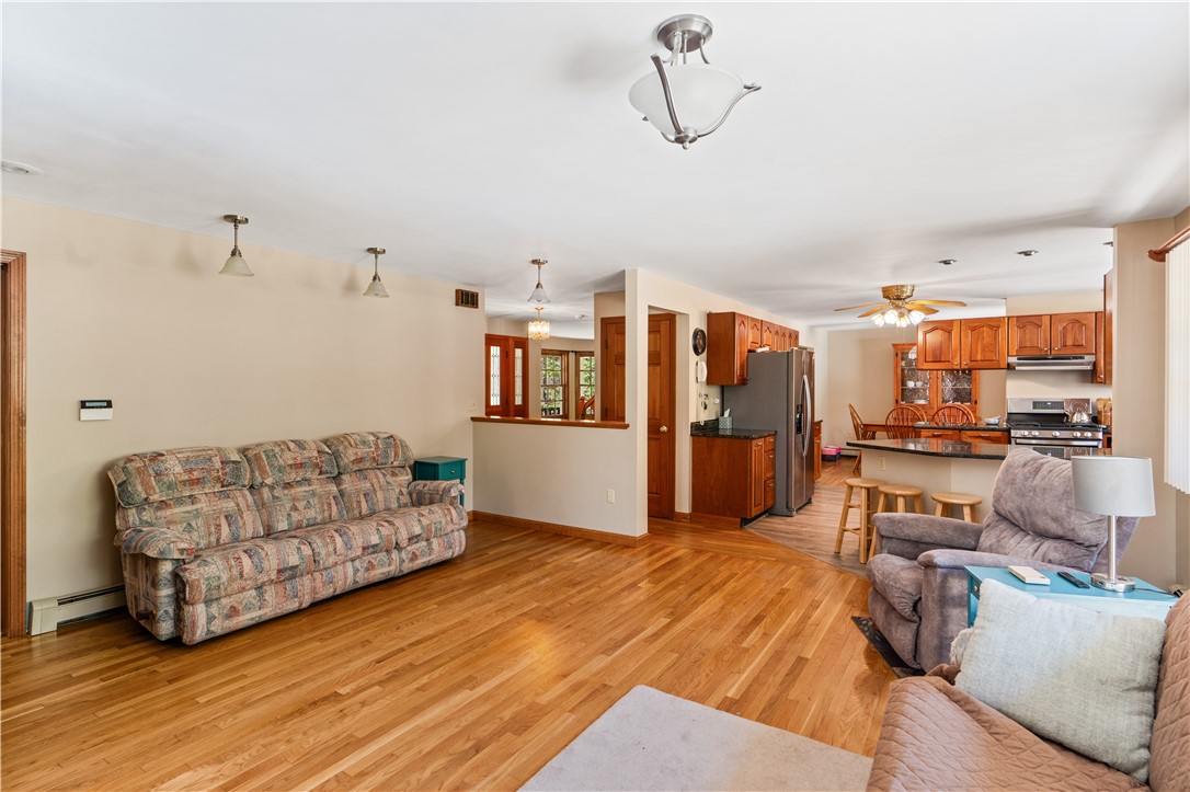 19 Macomber Street Berkley, MA 02779 - Photo 18 of 45