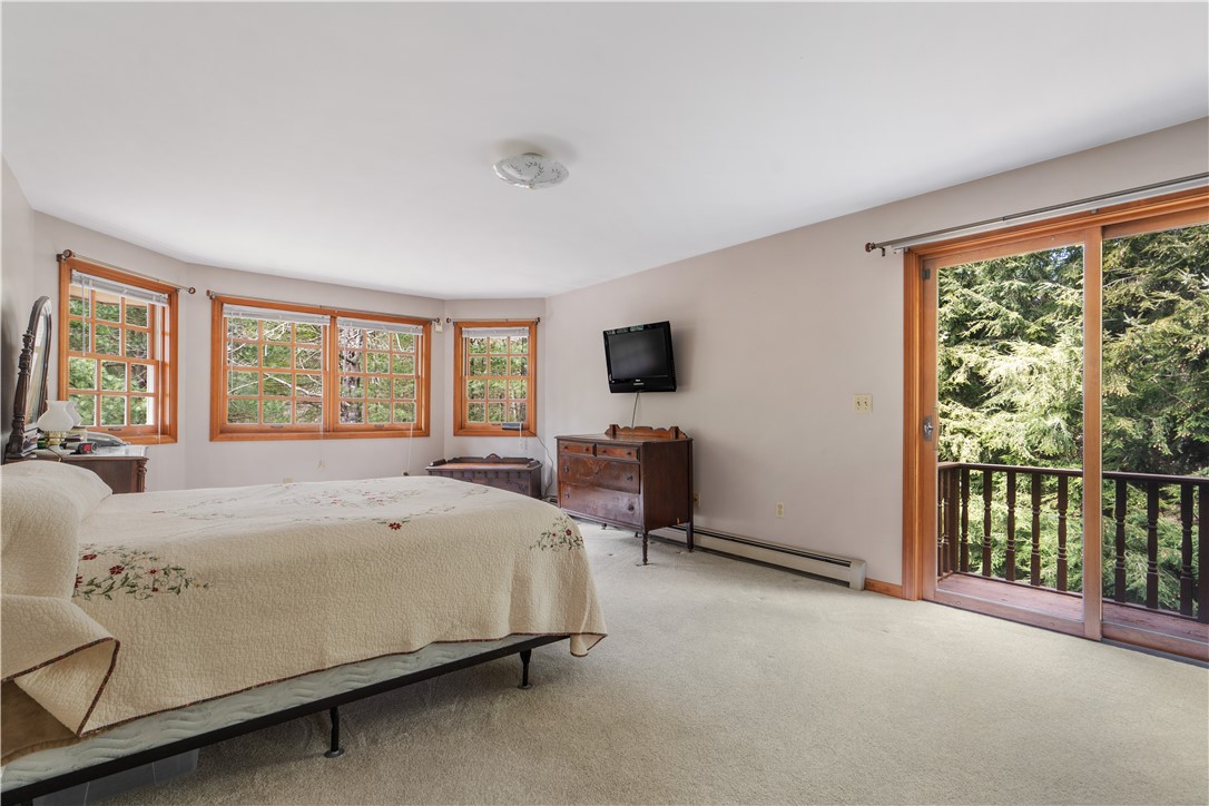 19 Macomber Street Berkley, MA 02779 - Photo 26 of 45 private full bathroom.