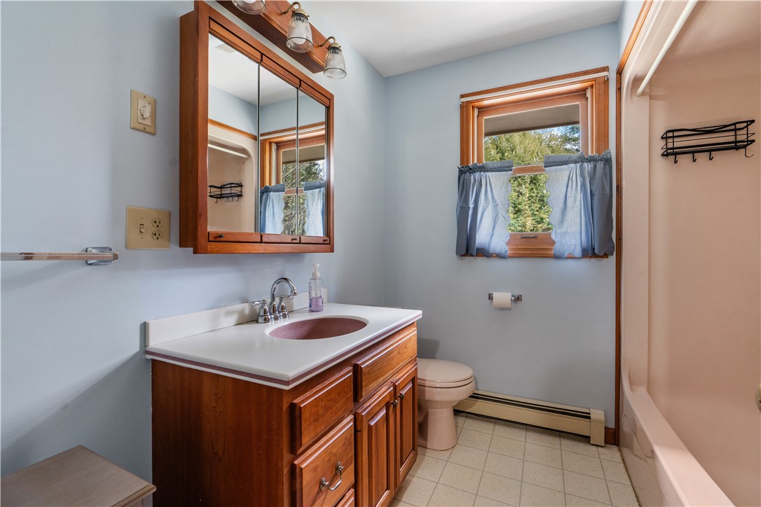 19 Macomber Street Berkley, MA 02779 - Photo 27 of 45