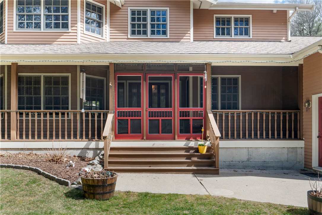 19 Macomber Street Berkley, MA 02779 - Photo 3 of 45