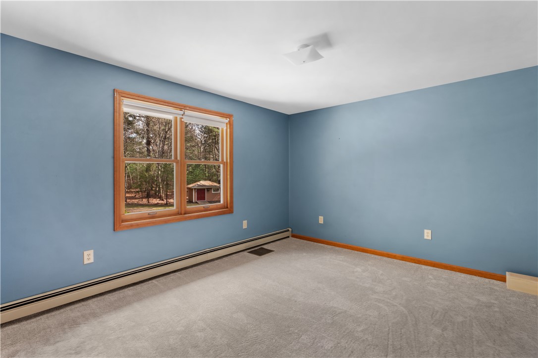 19 Macomber Street Berkley, MA 02779 - Photo 31 of 45