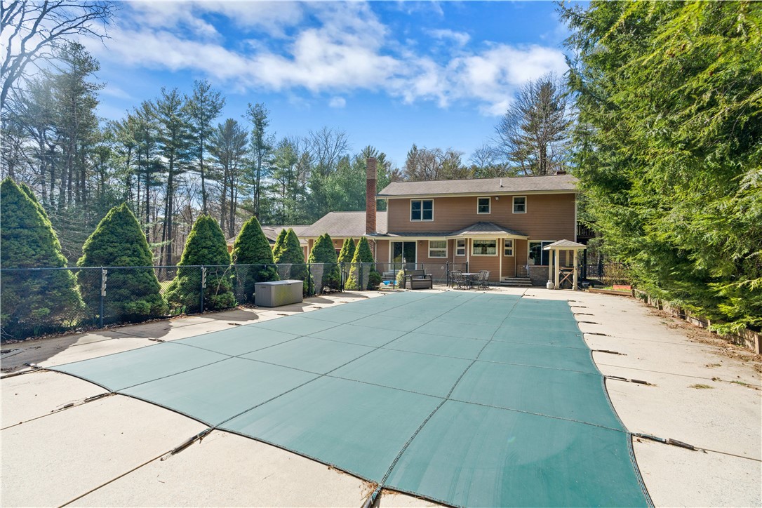 19 Macomber Street Berkley, MA 02779 - Photo 7 of 45