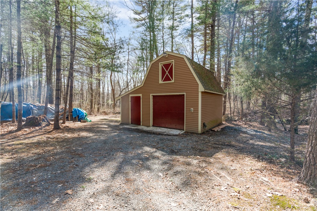 19 Macomber Street Berkley, MA 02779 - Photo 8 of 45