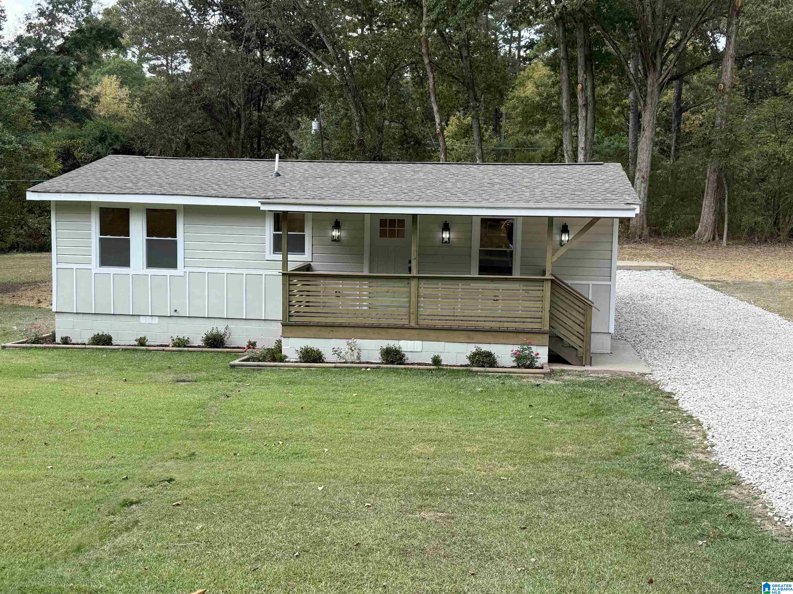 1618 Downs Road Mount Olive, AL 35117 - Photo 1 of 20