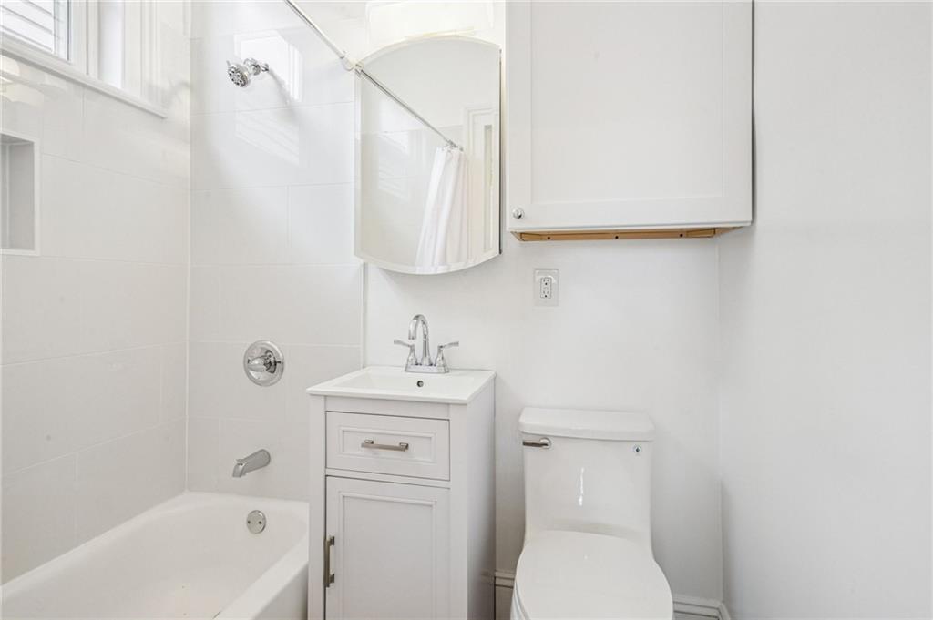 5418 Magazine Street, Unit 1 New Orleans, LA 70115 - Photo 8 of 12