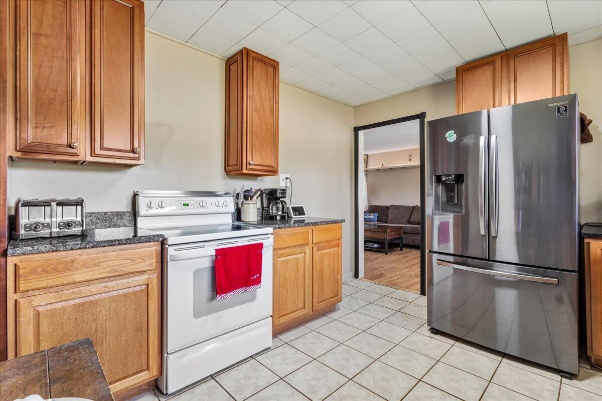 350 Stephens Road Greenback, TN 37742 - Photo 11 of 36