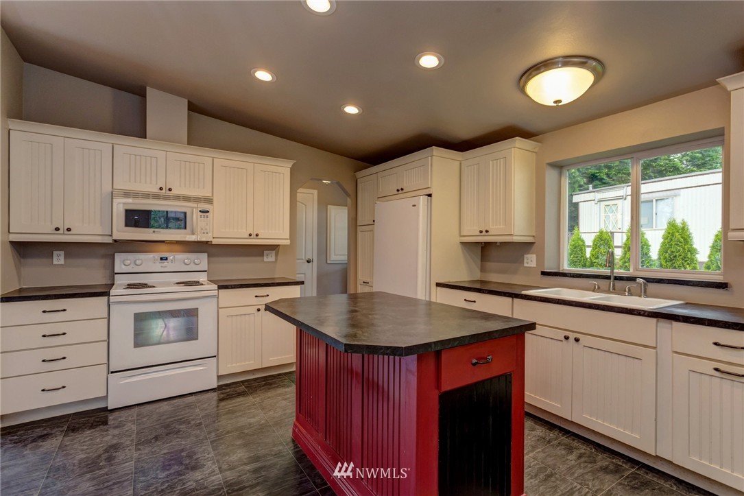 4516 Decatur Drive Ferndale, WA 98248 - Photo 10 of 24
