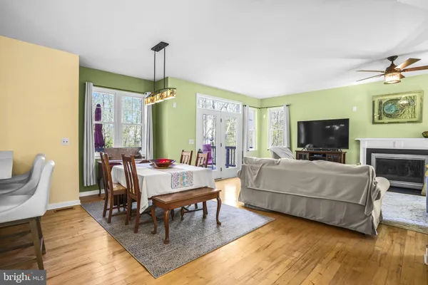 $799,900 | 90 Park Avenue, Edgewater, MD 21037
